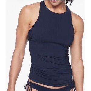 32 D/DD Athleta Tankini Top Maldives
High Neck